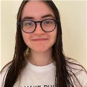 Profesora de inglés con un nivel oral bastante alto y también escrito, ofrece clases a niños o adolescentes